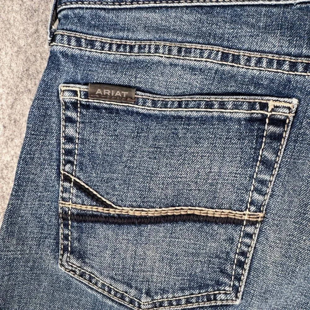 Ariat M7 Slim Fit Straight Leg Jeans Mens 32x32 Measured 30x30 Blue Western